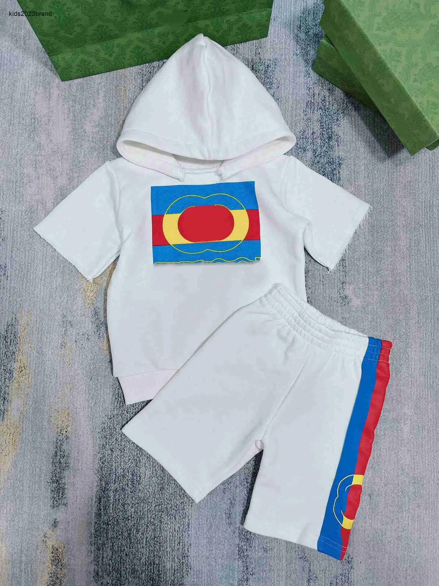 New baby designer tracksuits Hooded child Short sleeved suit kids Size 73-110 CM Colored logo kids t shirt and shorts 24Feb20