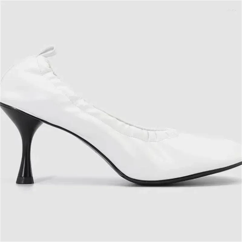 Chaussures habillées plissées pour dames orteils carrés talons hauts lignes de couture Tacones PU cuir femmes pompe peu profonde Zapatos Mujer solide Chassure