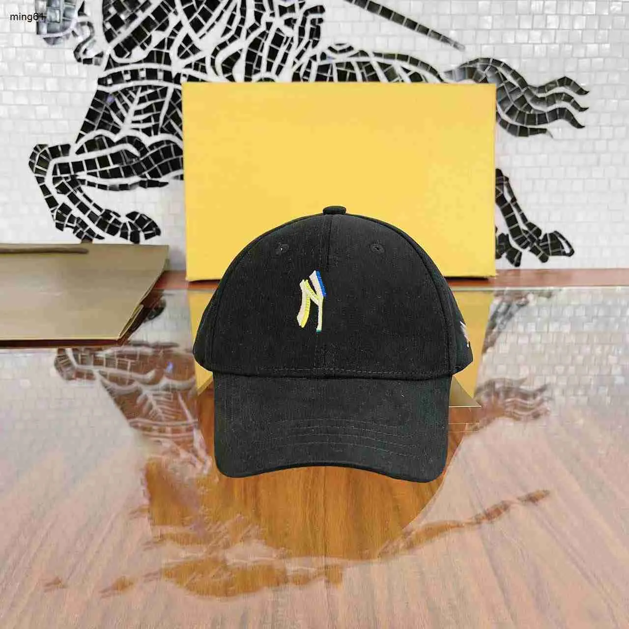 Marka Çocuk Tasarımcı Şapkalar Renkli İşlemeli Logo Bebek Güneş Şapk Boyutu 3-12 Kutu Ambalaj Kızlar Erkek Top Cap Tam Etiketler 24Feb20