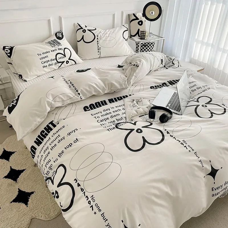 Sätt penselblomma Tryckt mjukt och bekvämt sängkläder Set Dekorativt 3 -stycken Däck med 2 kuddskamar Sträng gardiner