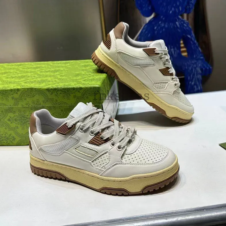 2024 Nieuwe Designer Schoenen Re-web Sneakers Heren Dames Casual Schoenen Leren rubberen buitenzool Rubberen buitenzool met in elkaar grijpend platform Geborduurde sneakers Maat 35-45 04