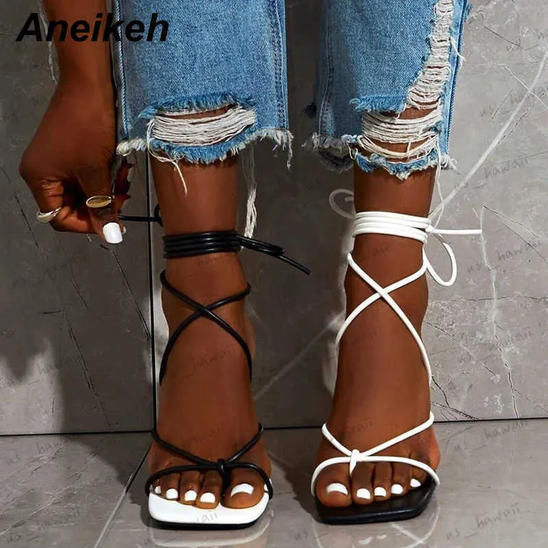 Sandaler Aneikeh 2023 Fashion Sexig snörning Kvinnor Sandaler Square Toe 9cm tunn häl kors bundna festskor hög klack svart vit storlek 35-42 T240302