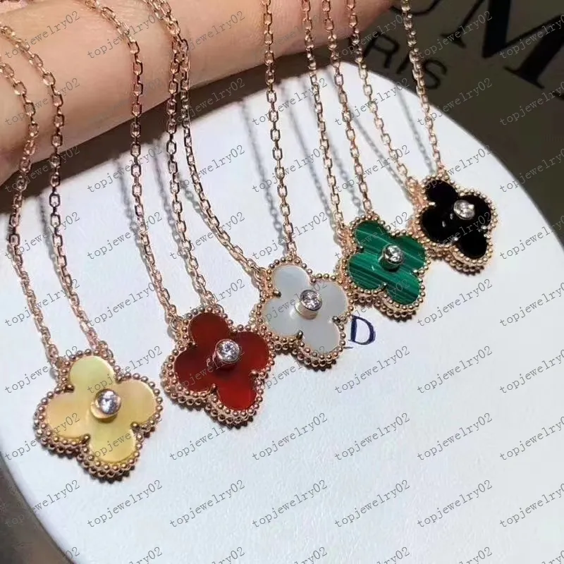 Marka Yonca Kolye Moda Charm Tek Çiçek 15mm Kolye Lüks Elmas Agate 18K Altın Tasarımcı Kadın Kolye