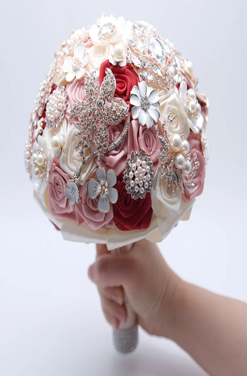 Amazing Crystal Brooch Bridal Wedding Bouquet Artificial Rose Flowers 2019 Bride Marriage Bridesmaid Handholds Bling Bling7155269