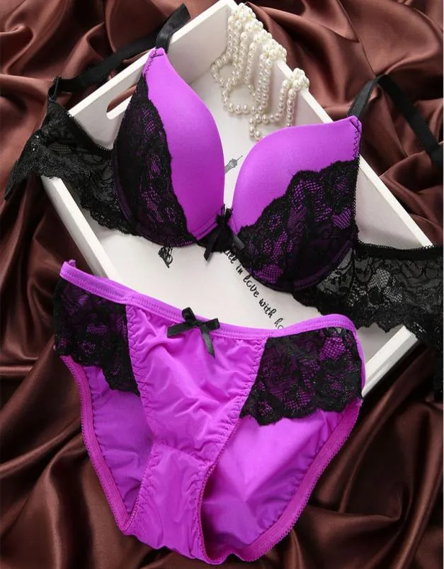 Sanderala sexiga underkläder kvinnor BRAS Lingerie Set Kort spetsbroderi bh sets bowknot and trose sets9979207