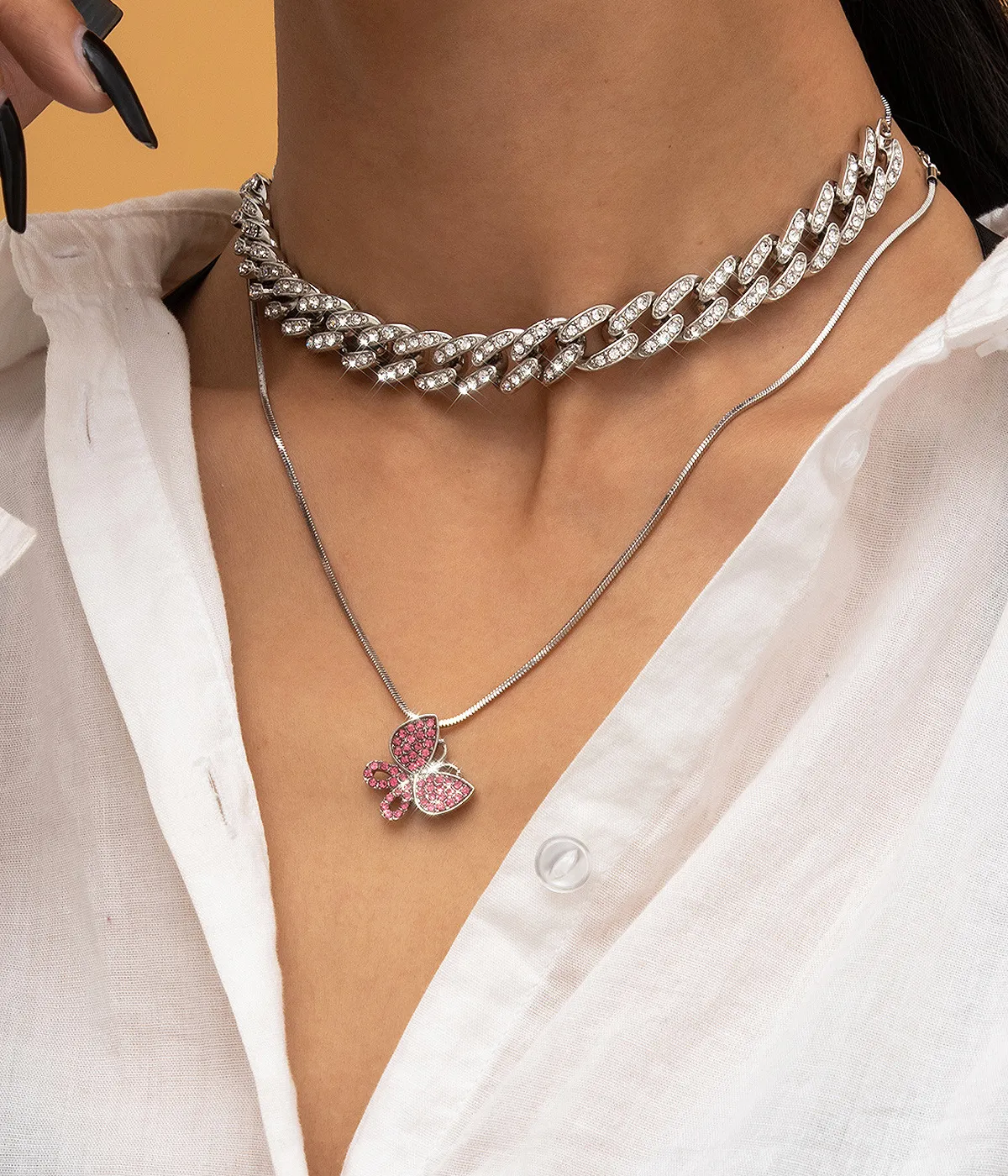 Moda Krótki Choker Naszyjnik dla kobiet dziewczęta luksus pełny rhinestone diamentowy kryształowy motyl wisiorek