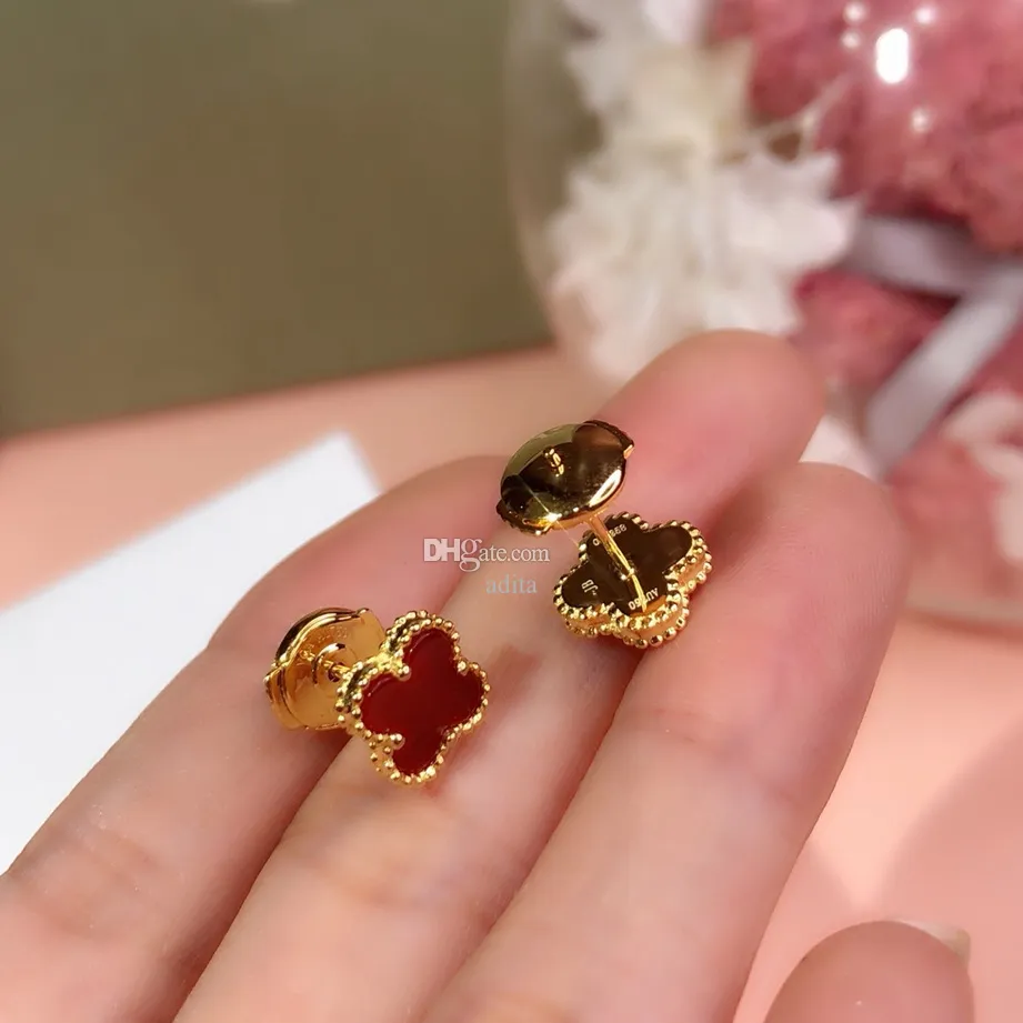 mini aretes trébol de cuatro hojas Aretes de plata esterlina hechos de piedras naturales y conchas Chapado en oro 18K diseñador para mujer Calidad T0P regalo para novia 023