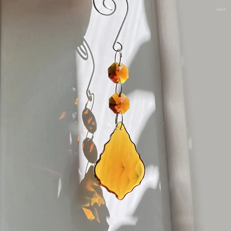 Dekorativa figurer Creative Sun Catcher Colorful Pendant Home Holiday Christmas Tree Decoration Crystal Window Hanging