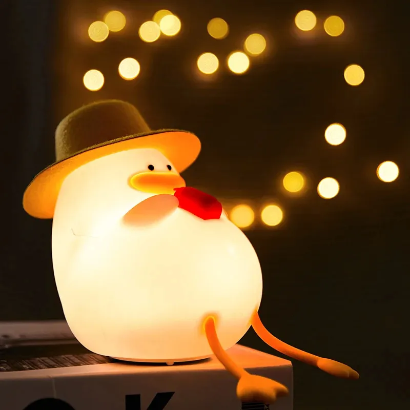 Söt barn Happy Duck Night Light USB Laddningsbar lampa Silikon Pating Lamp varm Vit Vit för Baby Bedside Room Home Decor Gift 240227