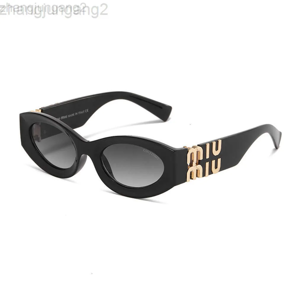 المصمم Miumius Sunglasses M Family Cats Eye Fashion Grasses with Advanced Metal Accessories Glasses