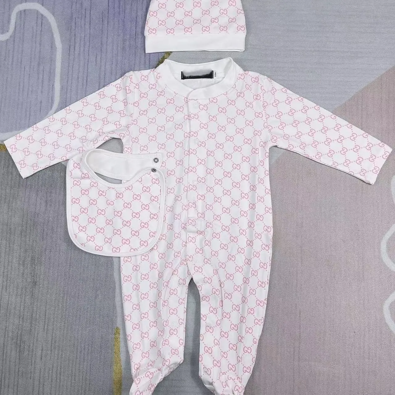 Mono de diseñador para bebé, conjunto de ropa para eructar con babero, medias para bebé, mono de lujo, mono de algodón, mono para niños y niñas, edredón para bebé, 5 uds. G1