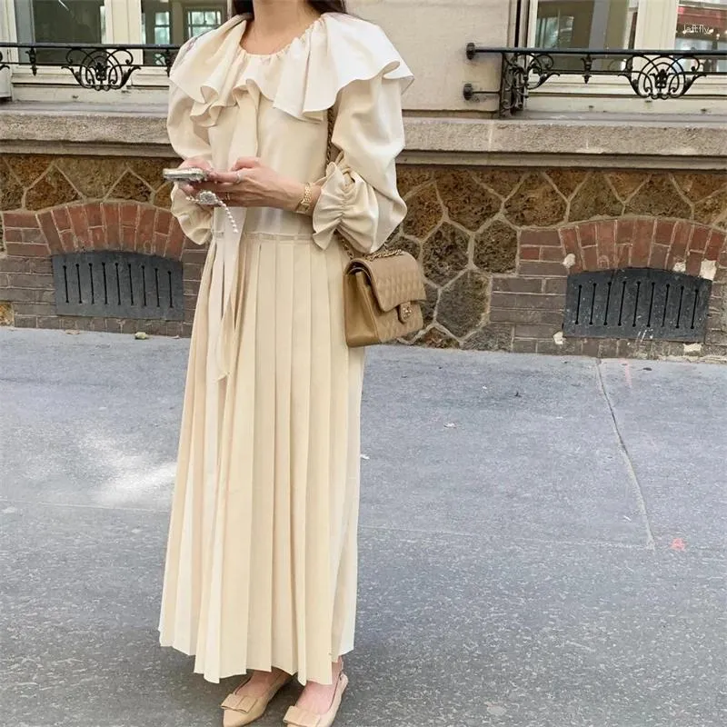 Casual Dresses Elegant Ruffle Collar for Women 2024 French Long Sleeve Bangage Pleated Maxi Vintage A Line Party Dress Q485