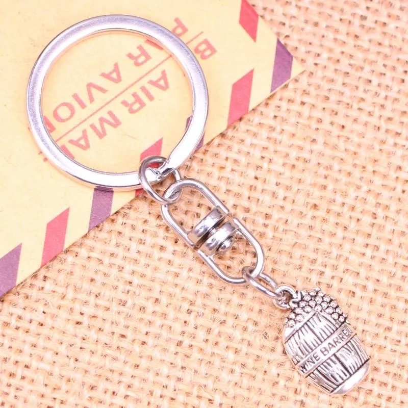 Porte-clés 20pcs mode porte-clés 19x11mm tonneau de vin pendentifs bricolage hommes bijoux voiture porte-clés porte-anneau souvenir pour cadeau