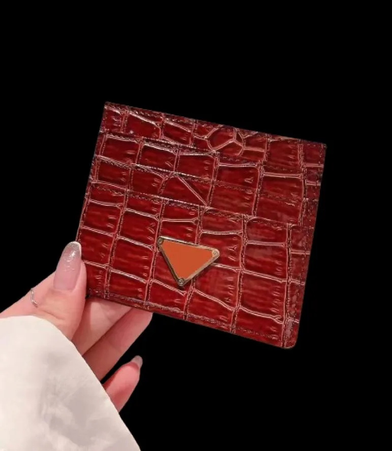 Cuir Saffiano Porte-cartes Slots Pocket Designer Cases Portefeuille officiel de marque de luxe PRA Crocodile en noir blanc rouge rose marron bleu avec logo Box Cover4339175