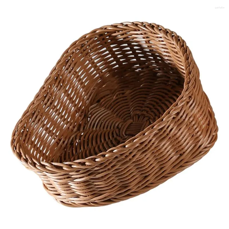 Servis uppsättningar Veggie Tray Heart-Shaped Storage Simulated Rattan Basket Creative Fruit Woven Container Wicker Plastic Sundries Organisation