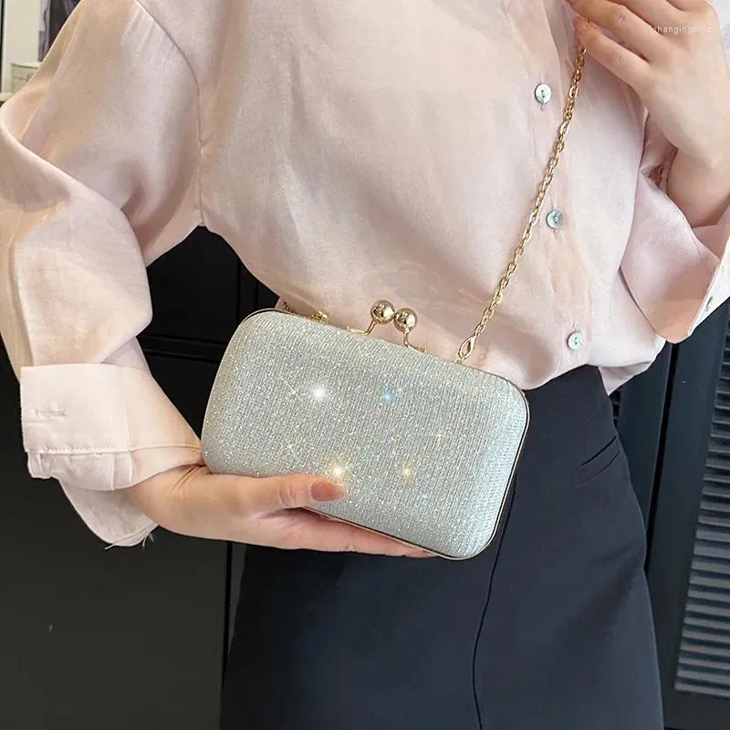 Pochette per ragazze best sale