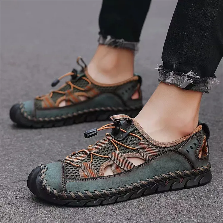 2024 Nya nät stora mäns casual skor Summer Breatable Beach One Step Shoes Men's Baotou Sandals Men's T9