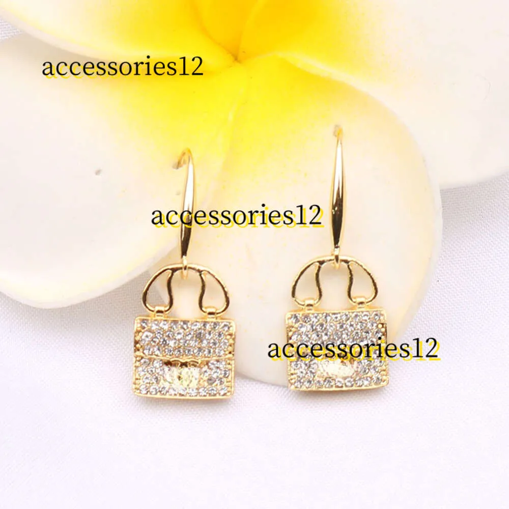 Stud Designers élégants Boucles d'oreilles Dangle Luxe Stud Boucle d'oreille Double Lettres Bijoux Femmes 925 Argent Cristal Strass Bijoux Perles Mariage Cadeaux Parfaits 2024