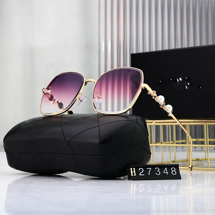 Female Designer Sunglasses, Fashionable Womens Sunglasses  display picture 3