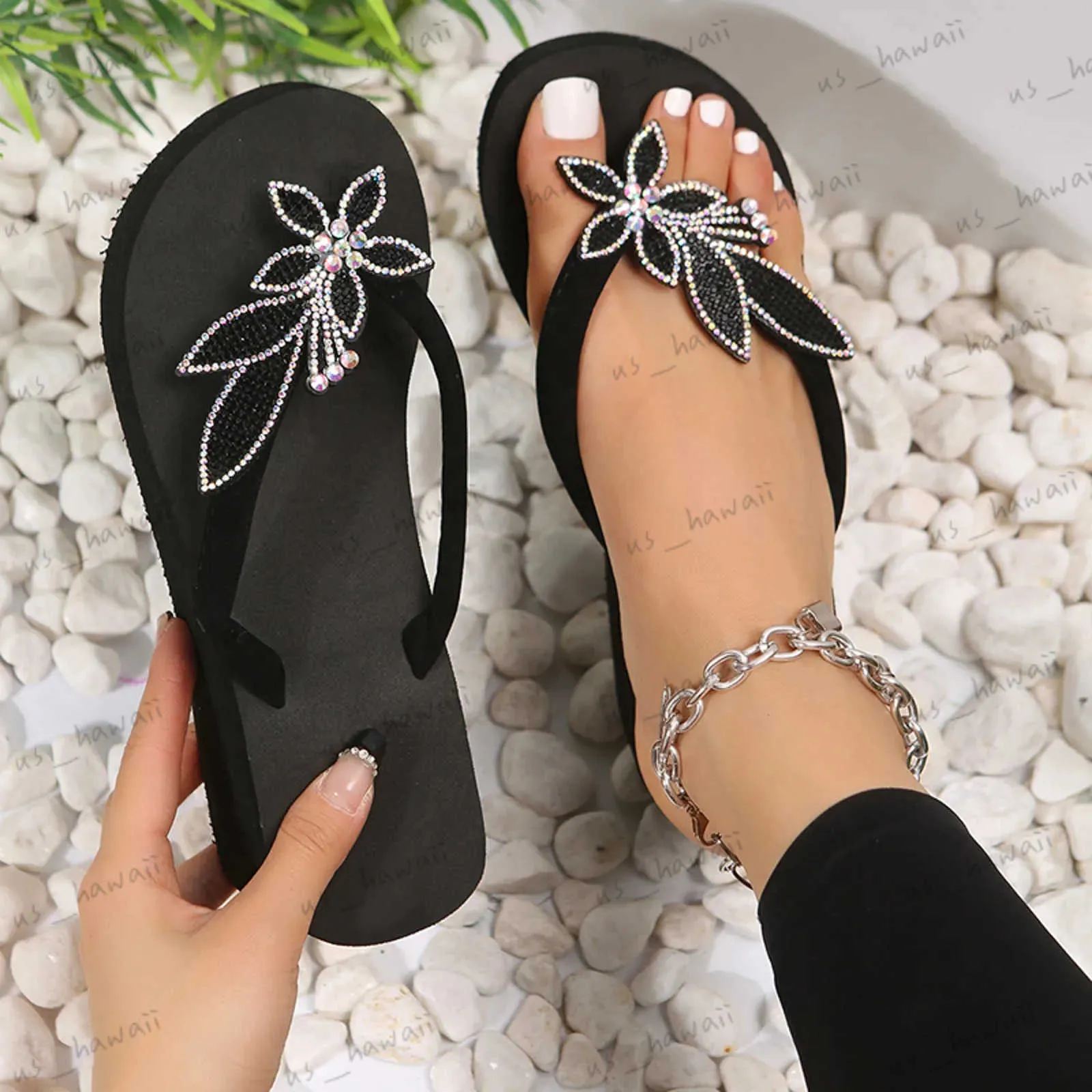 Talltor kvinnor tofflor sommar ny mode rund tå kilar hälen bekväm lätt flip flops mjuk minne skum rhinestone sandaler t240302