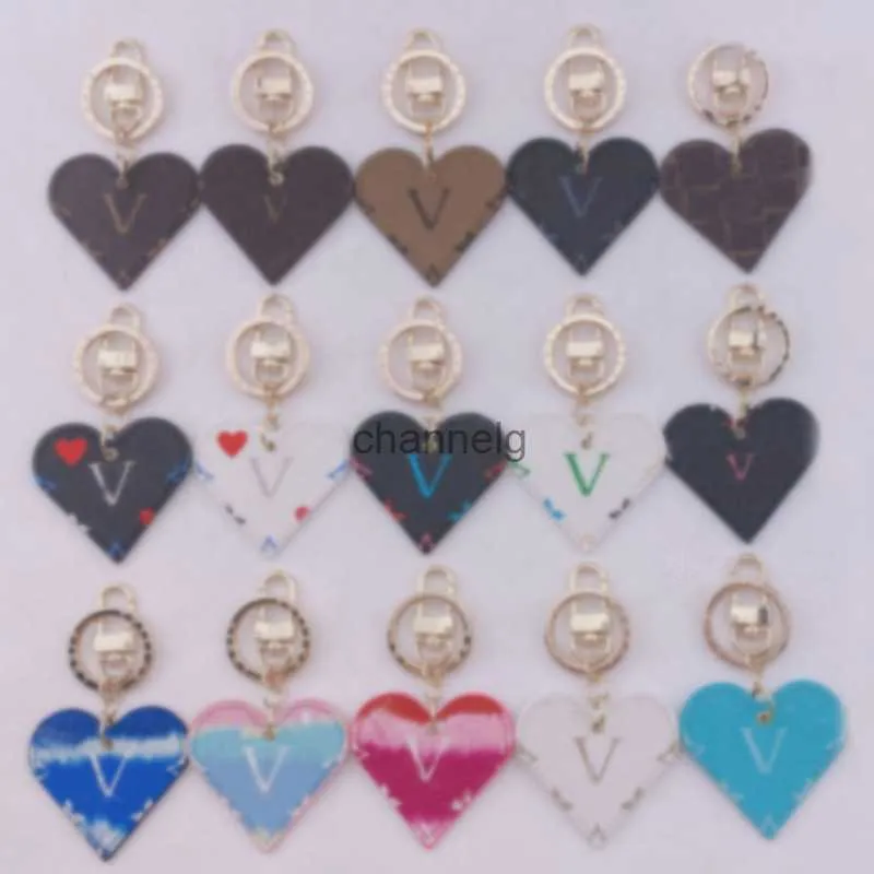Nyckelringar Kvinnor Keychain Heart Key Ring Cute Bag Boutique Car Design Keyring Accessories Colors 240303