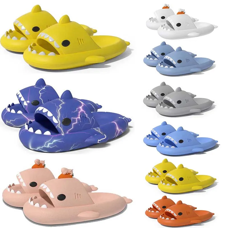 Livraison Gratuite Designer Shark Diapositives Sandale Pantoufle pour Hommes Femmes GAI Sandales Pantoufle Mules Hommes Femmes Pantoufles Formateurs Tongs Sandles Color94