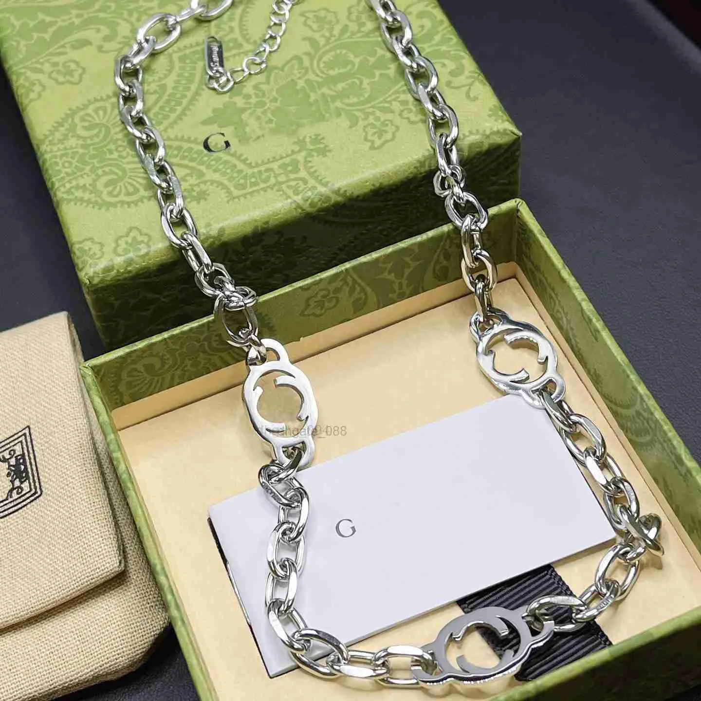 Marke Verpackung Designer Halsketten für Frauen Luxus Anhänger Designer Edelstahl 18K vergoldet 925 Silber Überzogene Brief Für Frauen nie verblassen