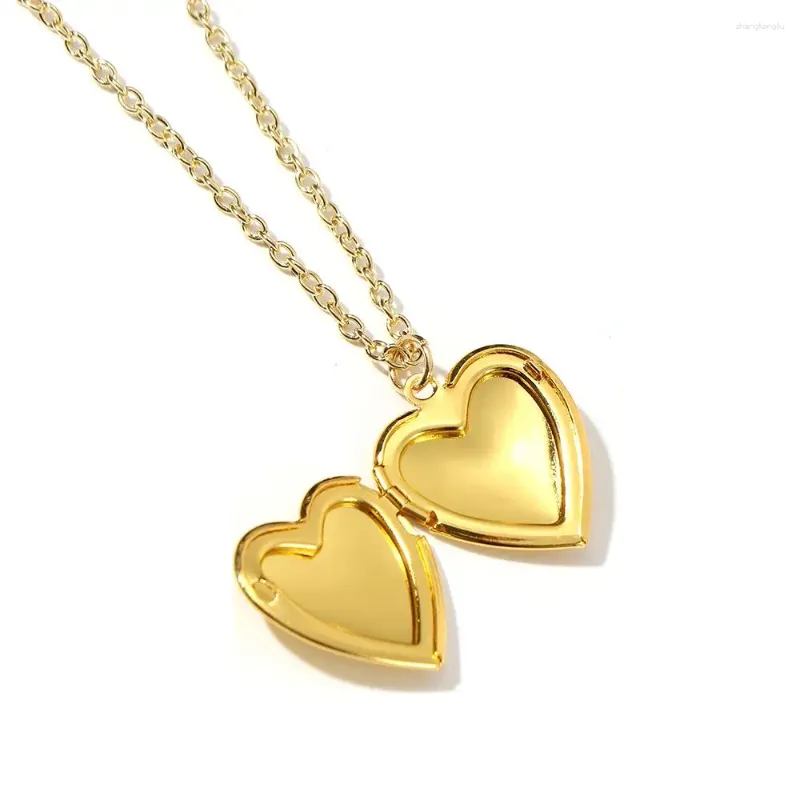 Collares colgantes Elegante Romántico Po Marco de imagen En forma de corazón Joyería abierta Accesorios de moda Locket