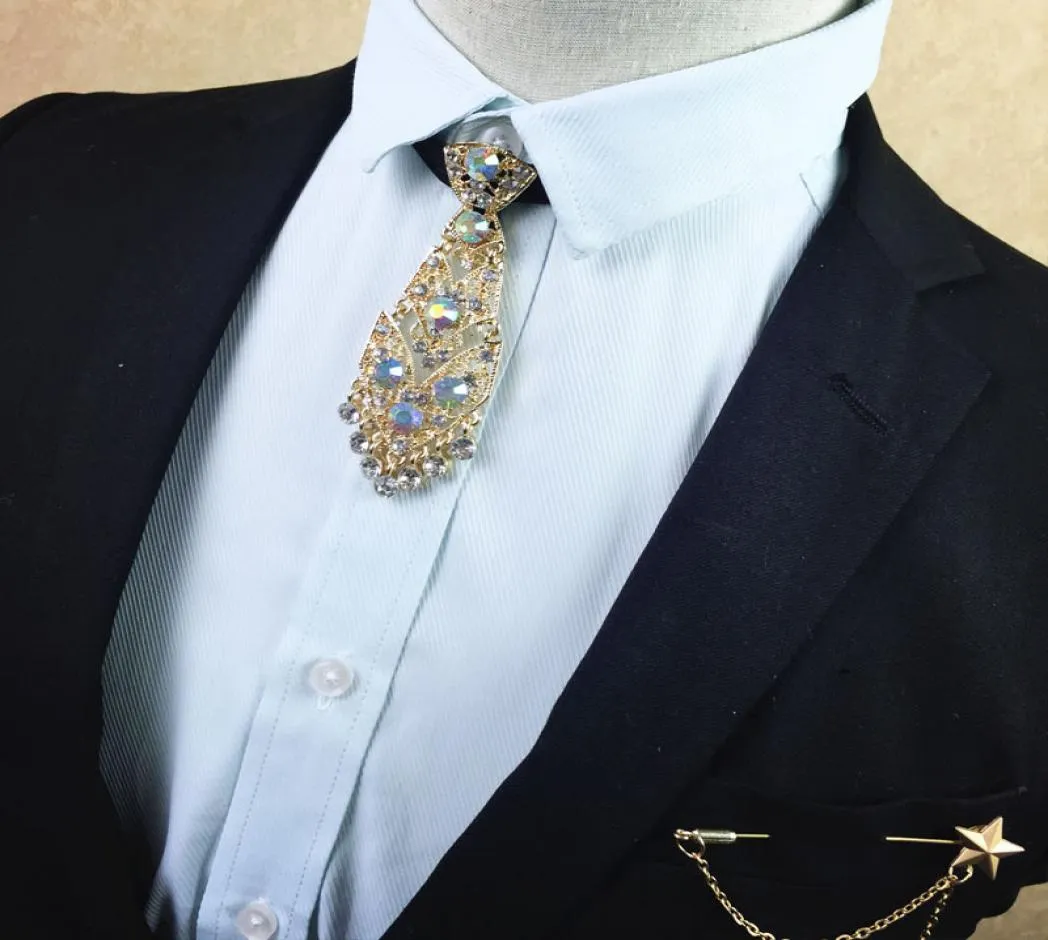 إكسسوارات أزياء ملابس الماس الفضة الفضية الحمراء النسخة الكورية من Men39S Bow Tie Groom فستان الزفاف زهرة برو 800741