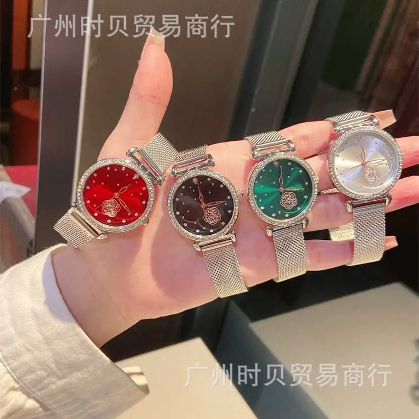 38% DI SCONTO orologio Orologio Xiaoxiangjias nuovo diamante intarsiato squisito fiore di camelia alla moda piccolo disco al quarzo da donna