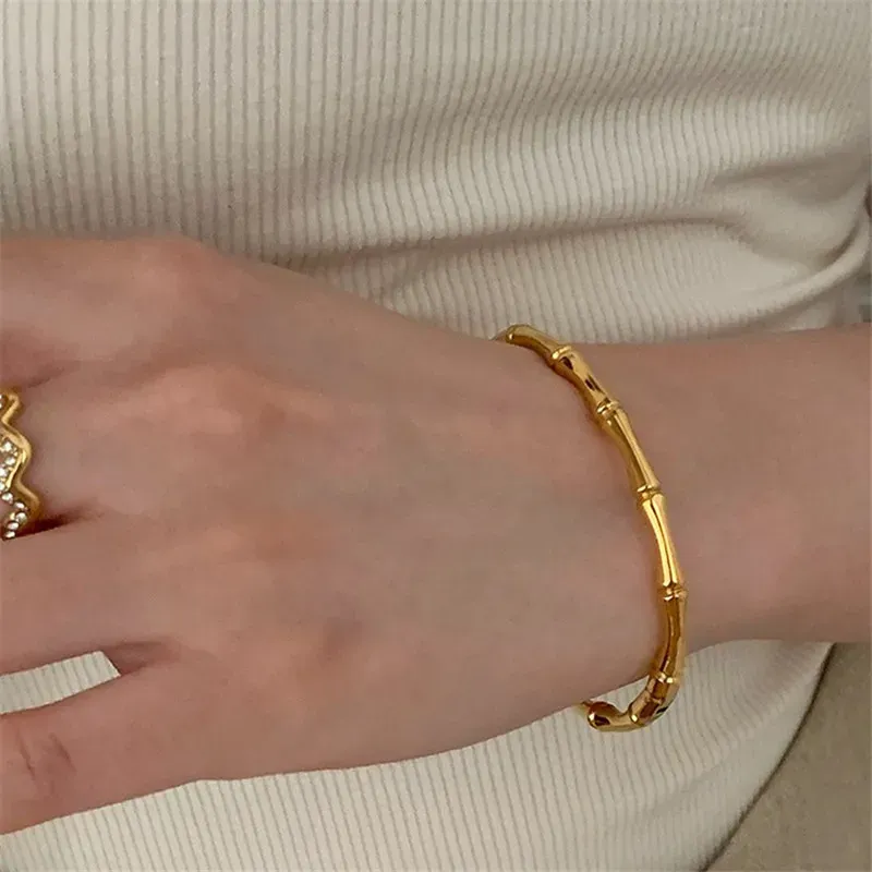 Pulsera de bambú con pulido exquisito, pulsera de oro de 14k moderna y versátil, accesorios para mujer