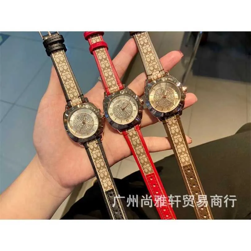 20 % Rabatt auf die Uhr. Uhr Kou Jia Man Tian Xing Lao Hua Lederscheibe Quarzgürtel Damen