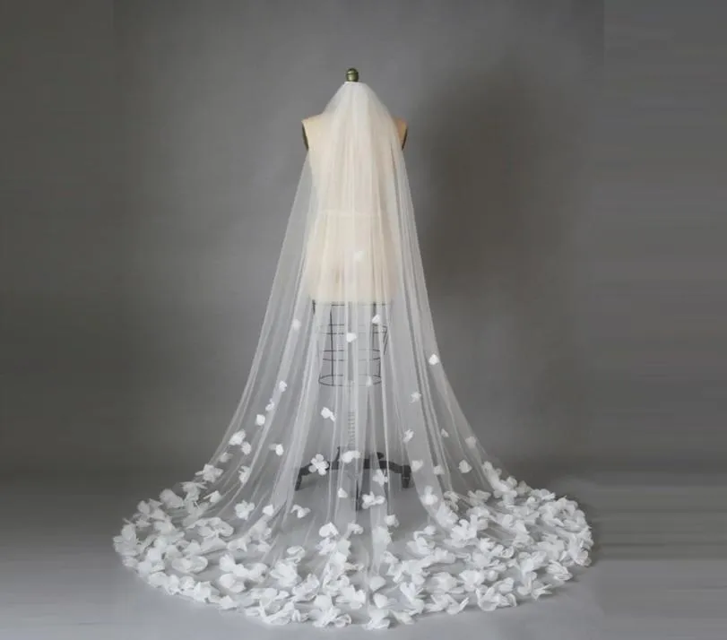 Säljer billigast i lager Lång kapelllängd Brudslöja 3D Flower White Ivory Högkvalitativ bröllop Veil4493460