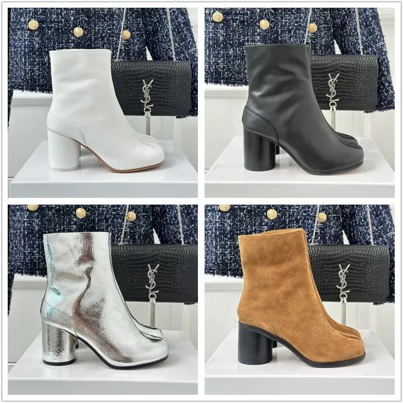 أحذية مصممة فاخرة Tabi Boots مع أحذية الكاحل الدائرية ذات الكعب الكثيف ، أحذية مصنع كاحل تشريحي كلاسيكية جديدة ملونة