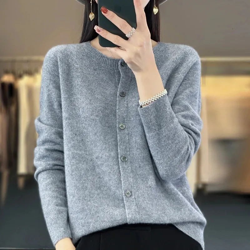 100% Merino Wool Clothing Womens Round Neck Cardigan Casual Loose Knit Top Spring and Autumn Fashion 240227