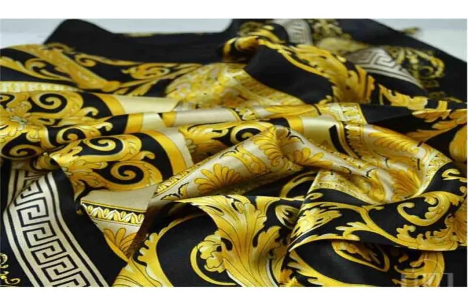 Berömd stil 100 silkesjalor av kvinnliga män fast färg guld svart hals tryck mjuk sjal kvinnor silkescarf kvadrat6126167