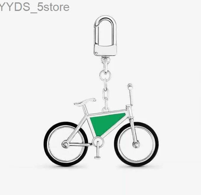 Keychains Lanyards Designer Trend Mint Green Bicycle Quality Luxury Brand Metal Bike Decoration Keychains Couple Gifts 240303