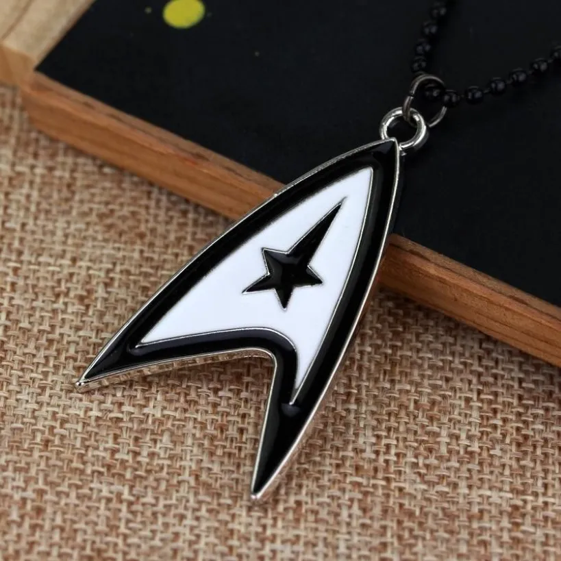 Pendentif Colliers Triangle Trek Collier Space Exploration Amulette Couleur Étoile Bijoux En Métal Pour Hommes Femmes Mode Accessaries275Q