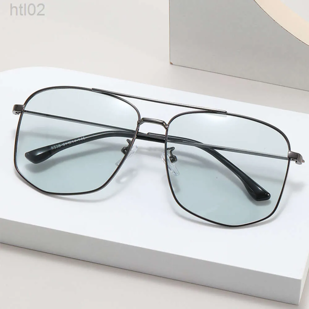 HBP Metal Stor ram dubbelbalkgrodspegel för männ Fashionabla intelligenta färgförändringar och UV -resistenta polariserade solglasögon