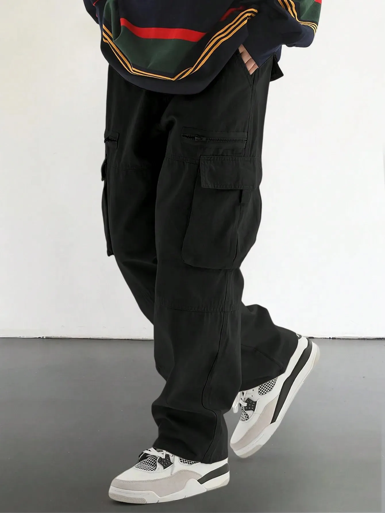 Мужские брюки-карго с модными карманами на шнурке 240227