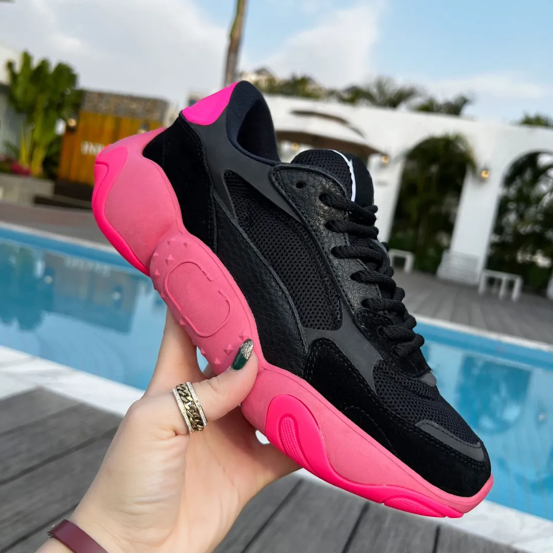 Toppkvalitetsdesigner V Running Shoes Luxury Vlogo Skate Sneakers Woman Trainers Women Lace-up Betvit våren och hösten 57667