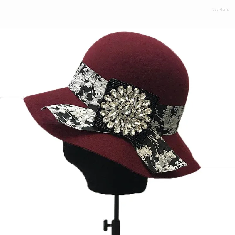 Berets chapéus de inverno para mulheres fedora grande borda lã feltro senhoras larga vintage cloche flor redonda chapéu