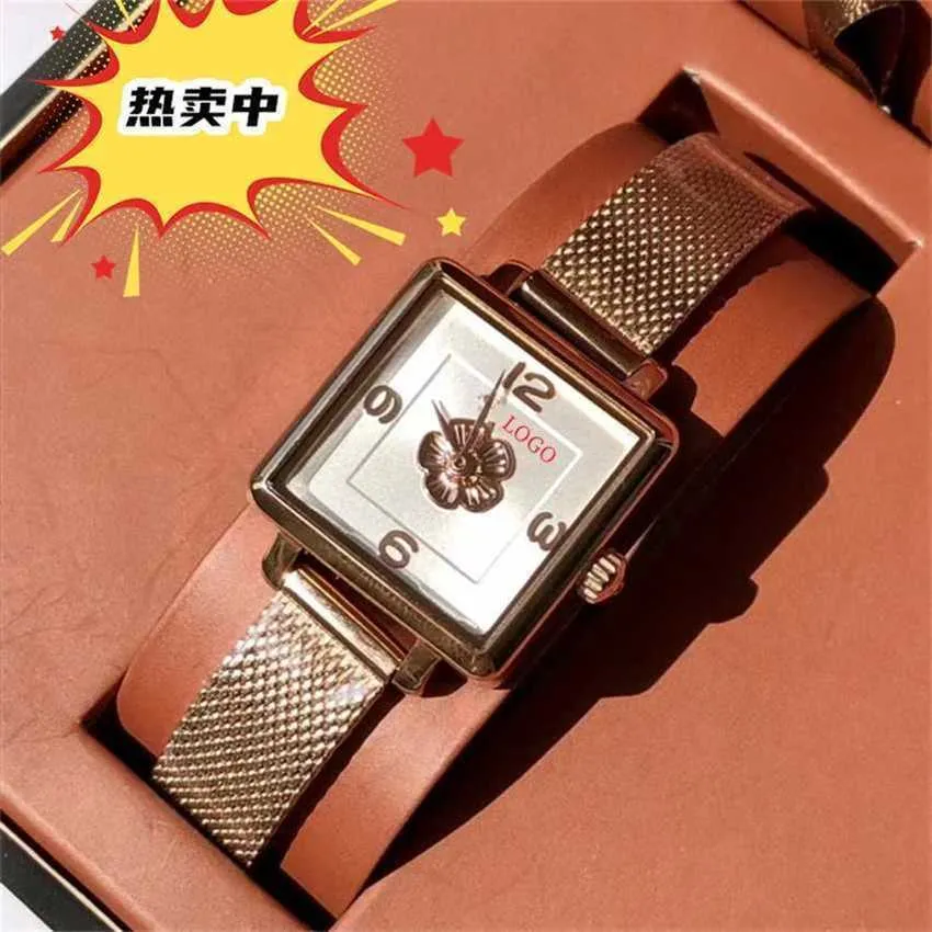 42% de descuento reloj Reloj Kou Jia flor de camelia de tres colores Chi piel de vaca cuadrado pequeño chicas de azúcar moda banda de acero de cuarzo Camellia Flower Square