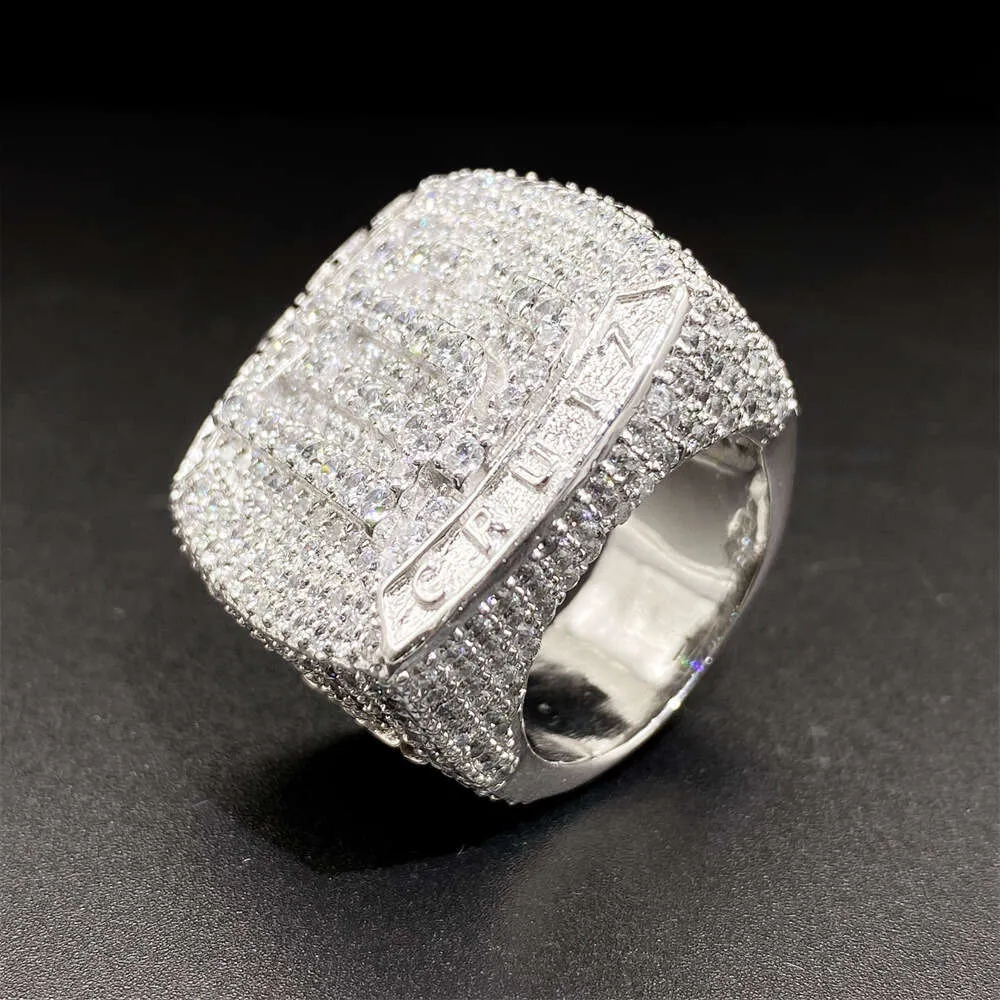 Nuovi anelli di eternità di moda importati Vvs Moissanite Group Anello da uomo con borchie di diamanti Anello cubano di Moissanite di lusso