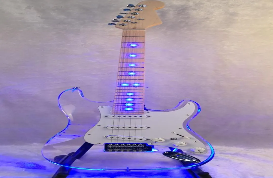 Verkoop als taarten elektrische gitaar Acryl body en esdoorn halslens blauwe LED-lamp elektrische gitaar 3501321