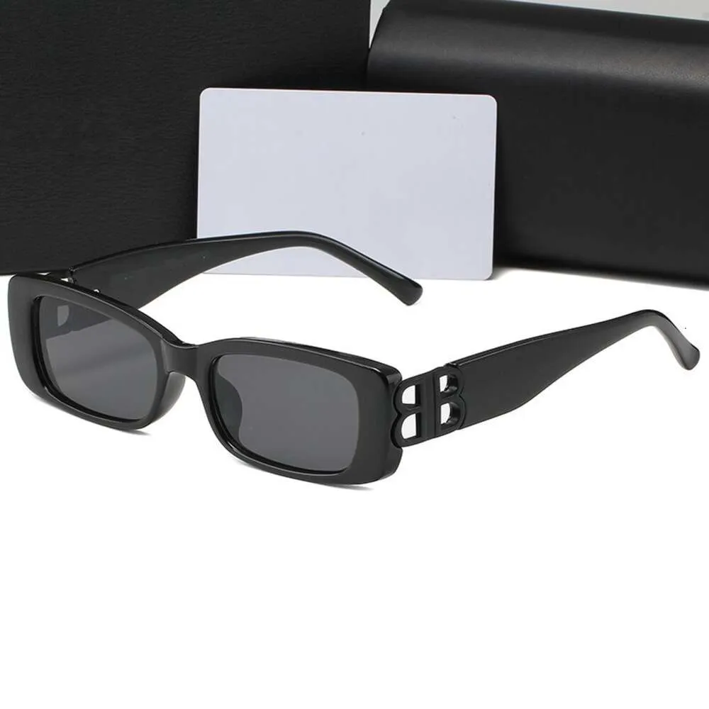 Sunglasses Frames B family 0096 small frame female internet celebrity street photo square sunglasses