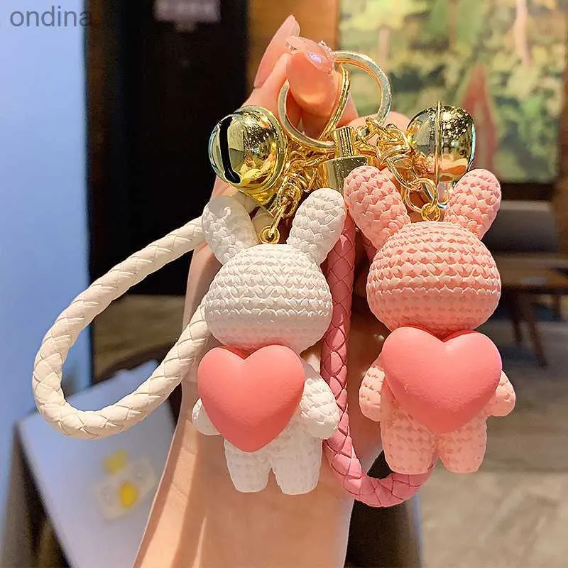 Key Lanyards Fashion Style Ins Trend Keychain Knitted Heart Rabbit Keychain Car Keychain Decoration Jewelry Accessories Creative Holiday Gifts 240304