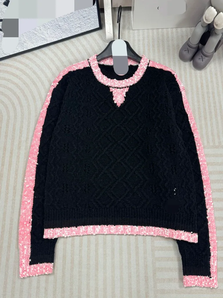 3011 2024 Runway Spring Summer Märke Samma stil Tröja Pink Black Long Sleeve Crew Neck Womens kläder Högkvalitativa Womens Qian