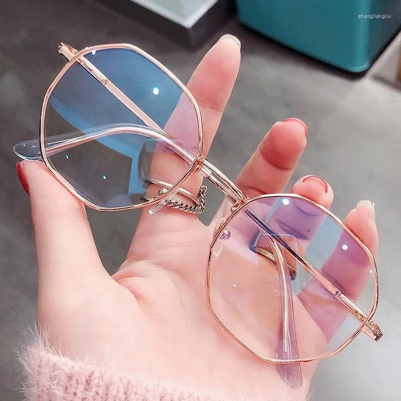 Lunettes de soleil à monture polygone pour femmes, verres transparents, tendance, ultra-légères, Anti-lumière bleue, miroir plat, pour ordinateur, 2024