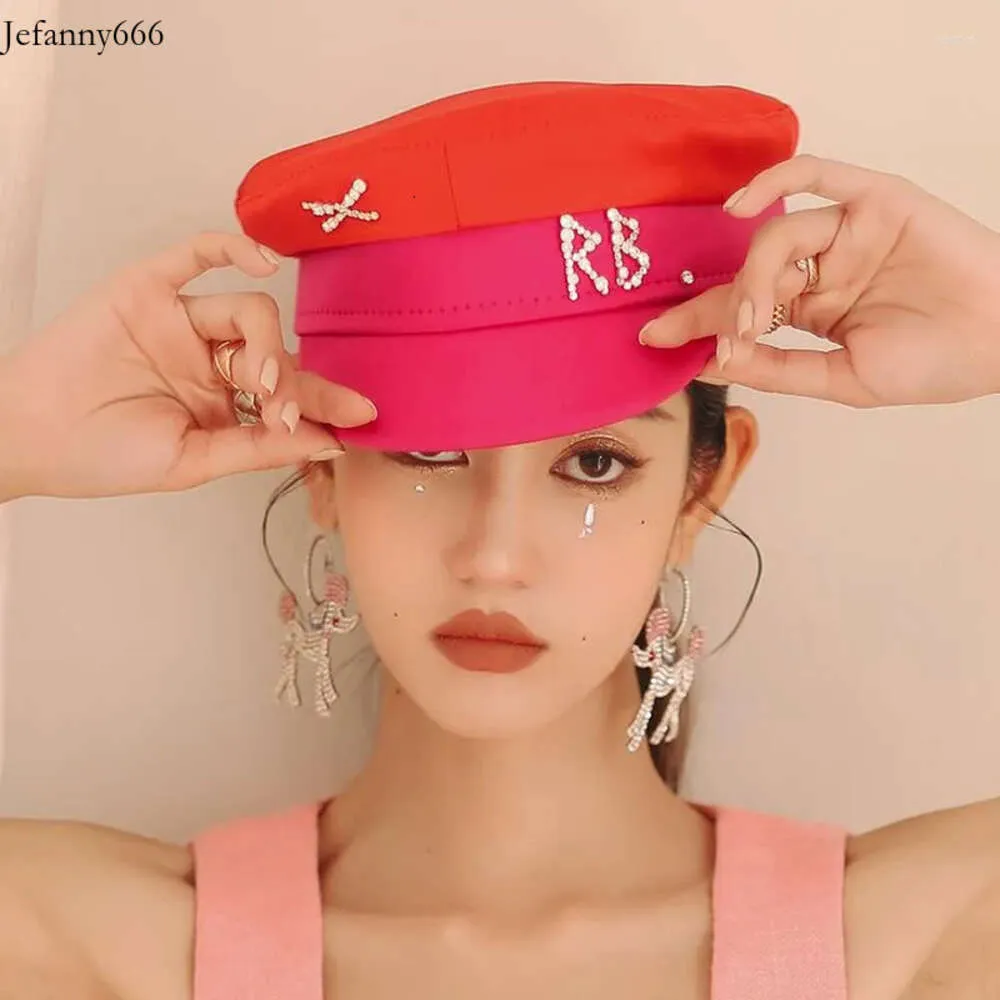 Berets 2023 marca designer primavera verão bonés mulheres duas cores sboy boné cristal-embelezado cetim padeiro menino chapéu